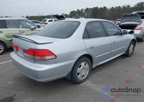 2002 Honda Accord 3.0 Ex из США, поврежденный, VIN 1HGCG16502A066581